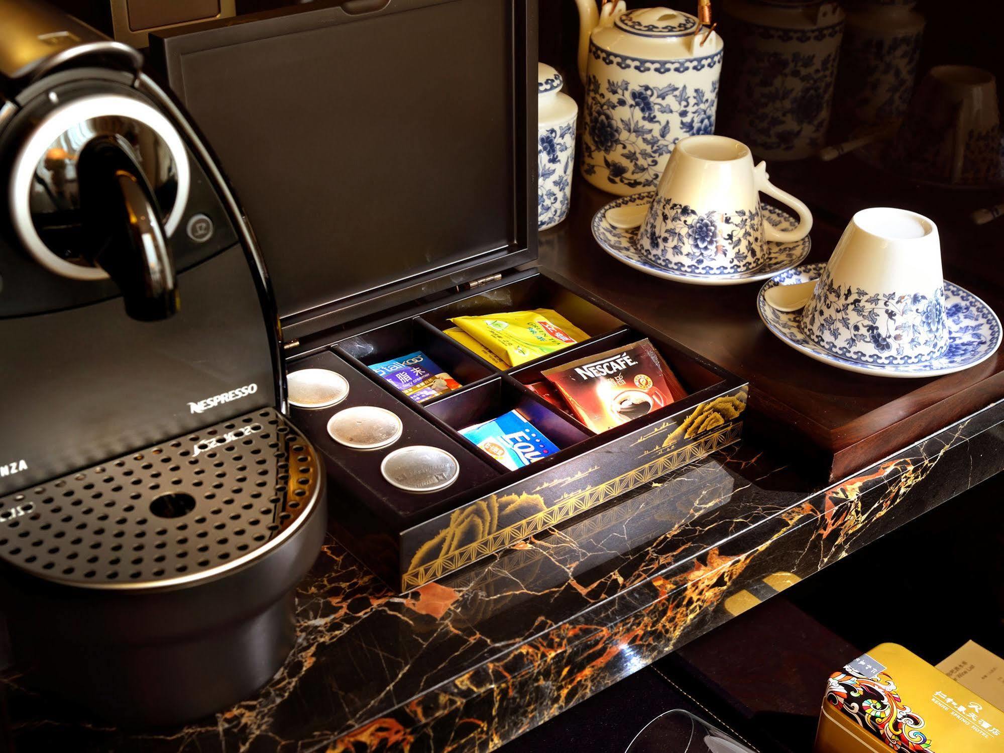 Renhe Spring Hotel Chengdu Extérieur photo